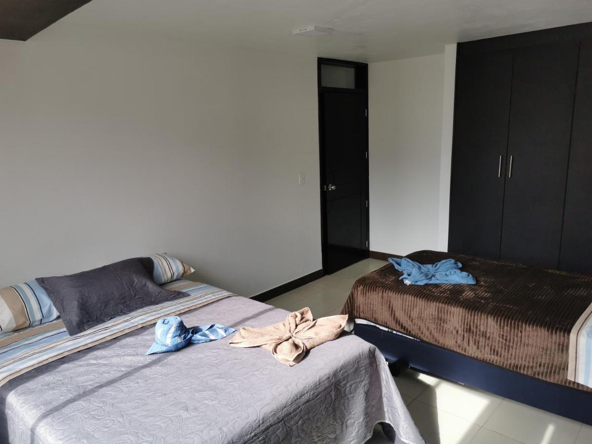 Gigahouse Banos (Tungurahua)