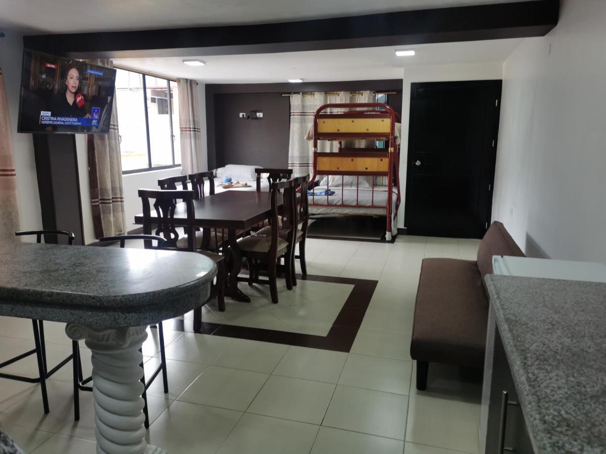 Apartment Gigahouse